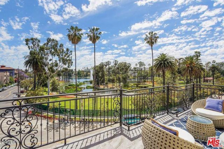 Residential Lease in Silver Lake - Echo Park