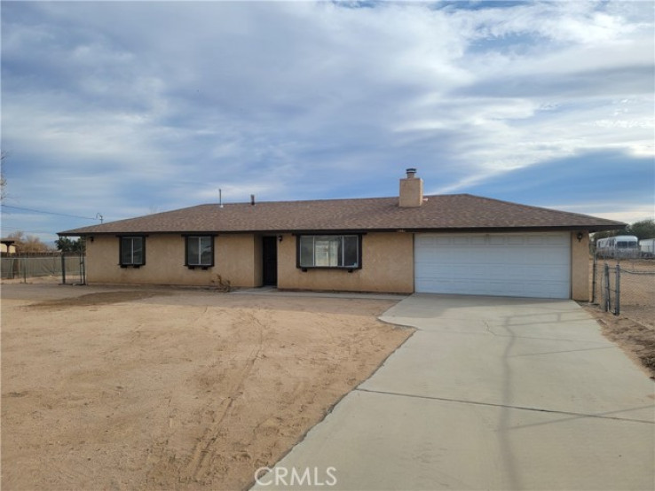 3 Bed Home to Rent in Hesperia, California