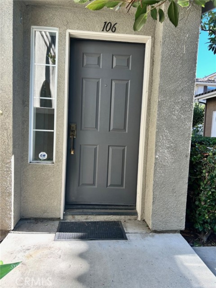 2 Bed Home to Rent in Irvine, California