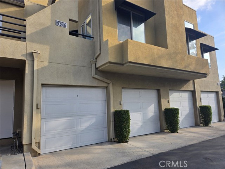 2 Bed Home to Rent in Mission Viejo, California