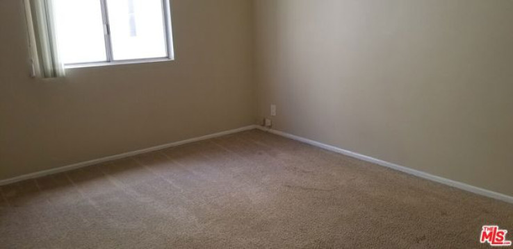 2 Bed Home to Rent in Gardena, California