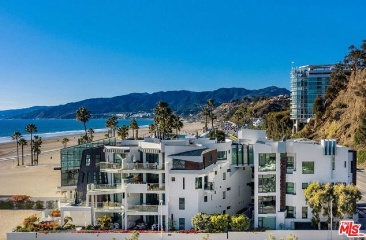 2 Bed Home for Sale in Santa Monica, California