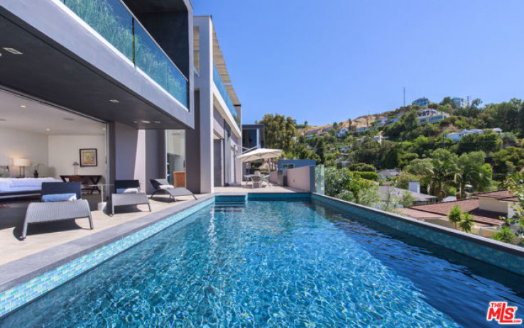 Residential Lease in Sunset Strip - Hollywood Hills West