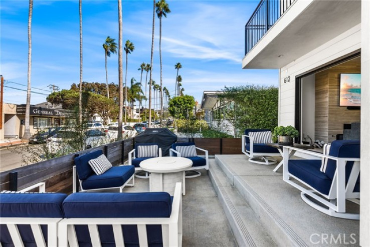 3 Bed Home for Sale in Corona del Mar, California