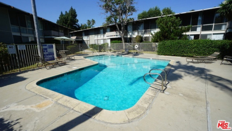 Residential Lease in Palms - Mar Vista