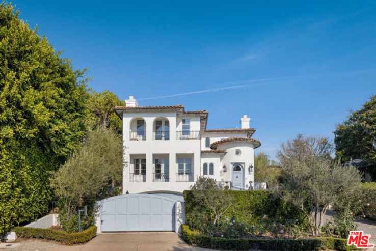 Residential Home in Brentwood