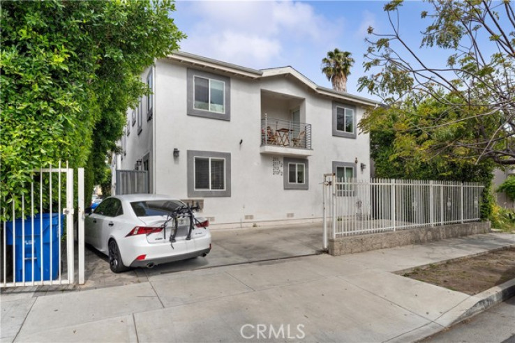  Income Home for Sale in Los Angeles, California