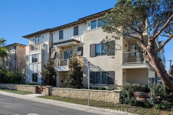 Residential Lease in Manhattan Bch Sand