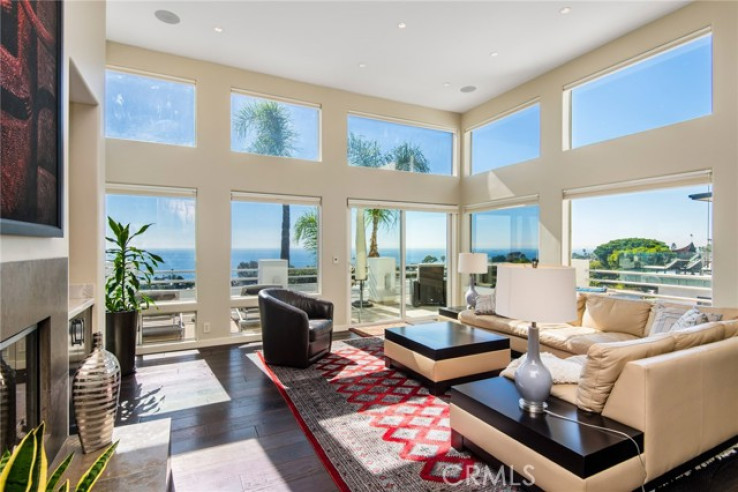 4 Bed Home for Sale in Laguna Beach, California