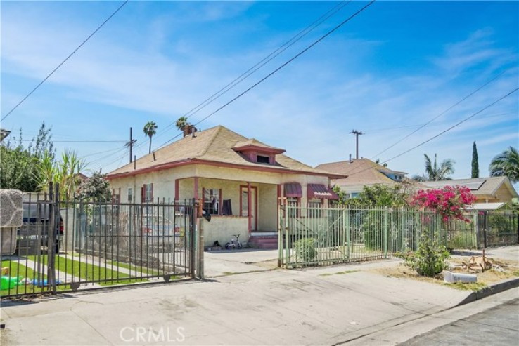  Income Home for Sale in Los Angeles, California