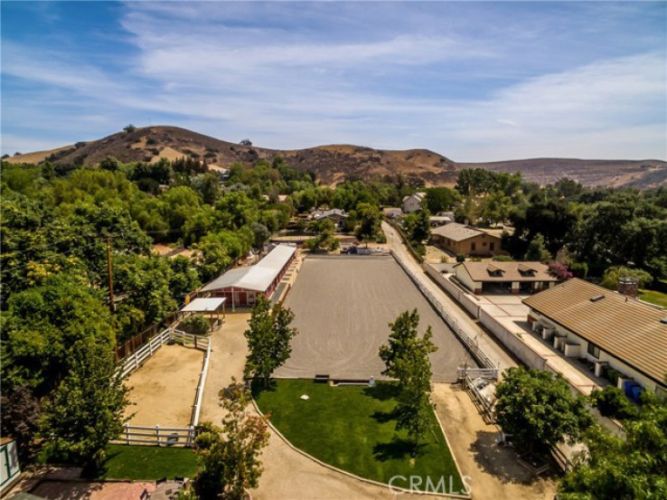 Residential Home in Agoura