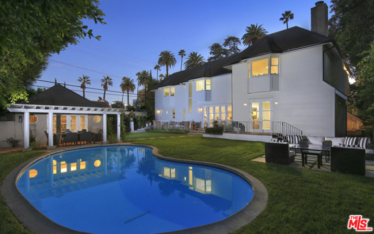 7 Bed Home for Sale in Beverly Hills, California