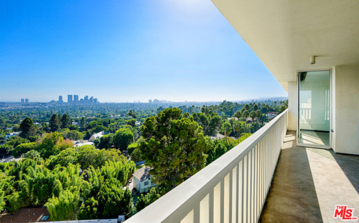 2 Bed Home for Sale in West Hollywood, California