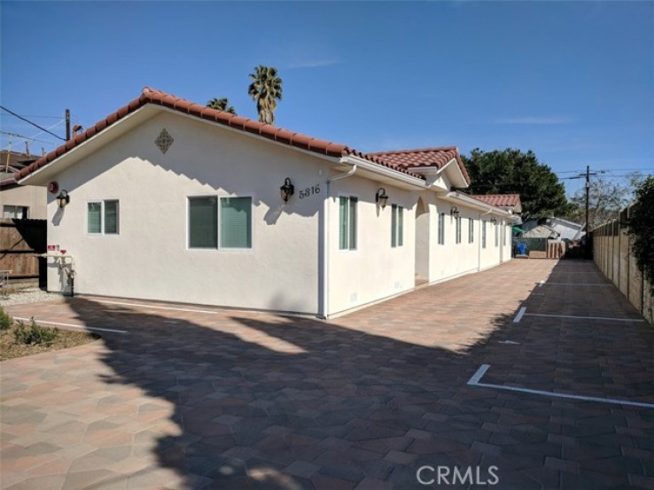 Residential Lease in North Hollywood