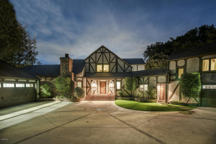 5 Bed Home for Sale in Agoura Hills, California