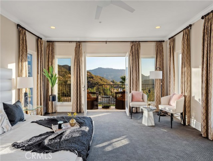 6 Bed Home for Sale in Calabasas, California