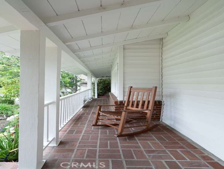 4 Bed Home to Rent in Studio City, California