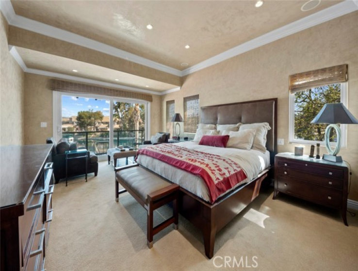 2 Bed Home for Sale in Calabasas, California