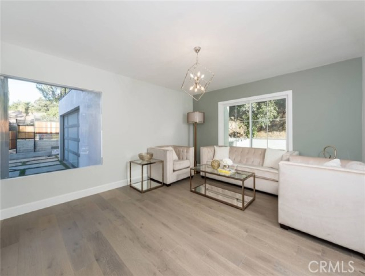 3 Bed Home for Sale in Studio City, California