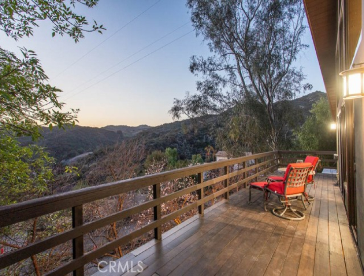 6 Bed Home for Sale in Topanga, California