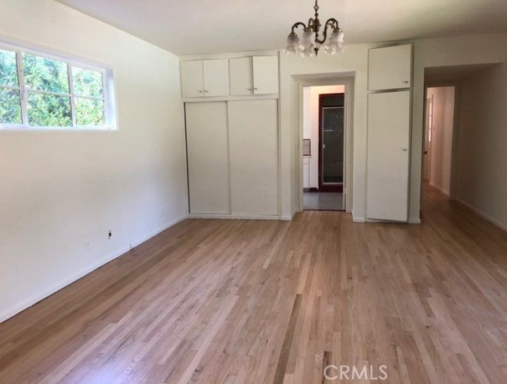 3 Bed Home to Rent in Studio City, California