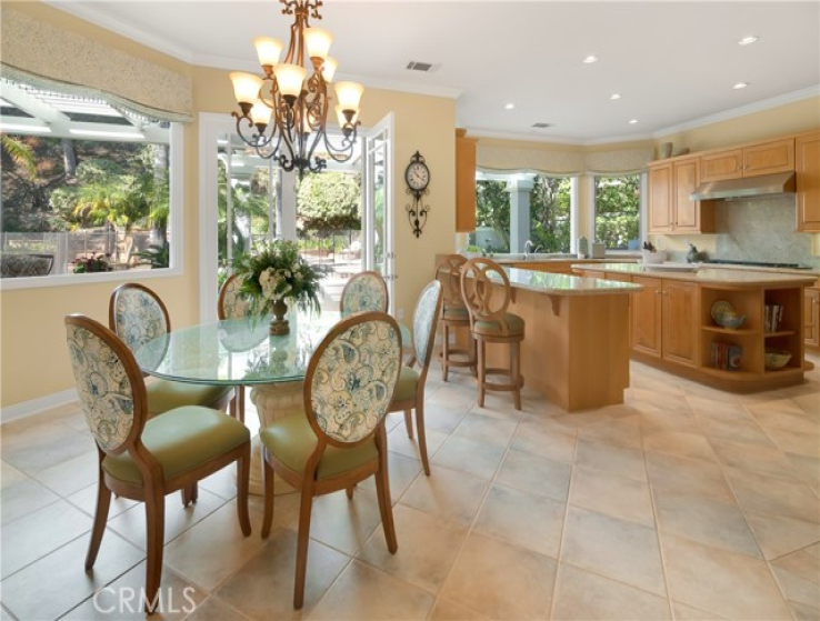 6 Bed Home for Sale in Calabasas, California