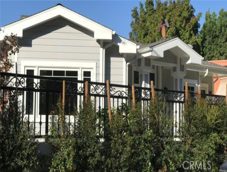 3 Bed Home to Rent in Los Angeles, California