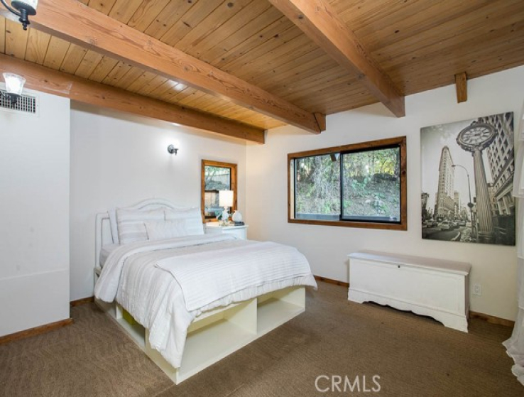 6 Bed Home for Sale in Topanga, California