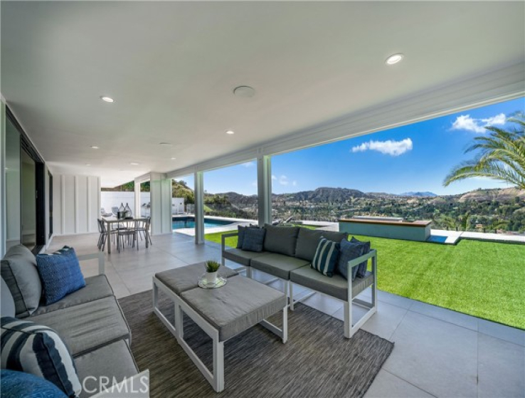 5 Bed Home for Sale in Calabasas, California