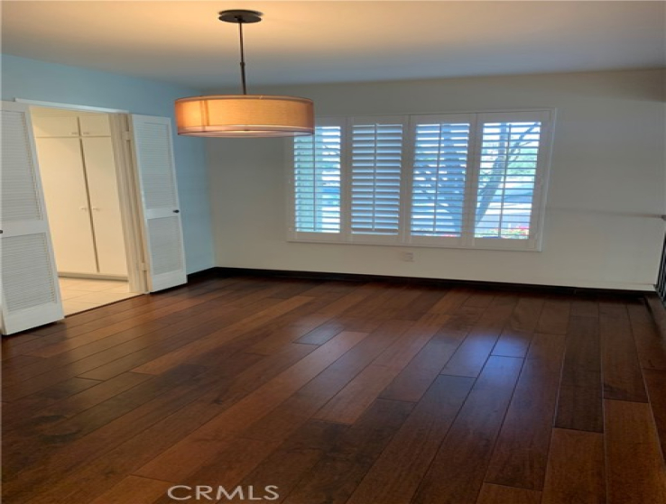 2 Bed Home to Rent in Studio City, California