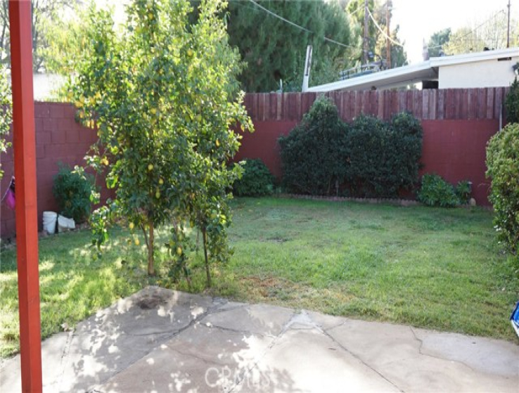 3 Bed Home to Rent in Van Nuys, California