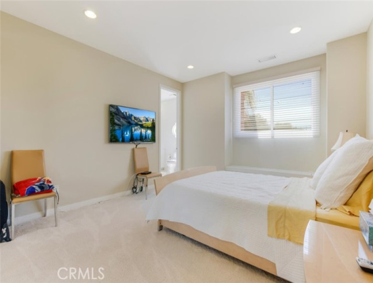 6 Bed Home for Sale in Calabasas, California