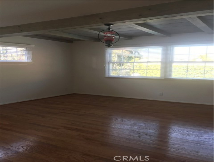 3 Bed Home to Rent in Studio City, California