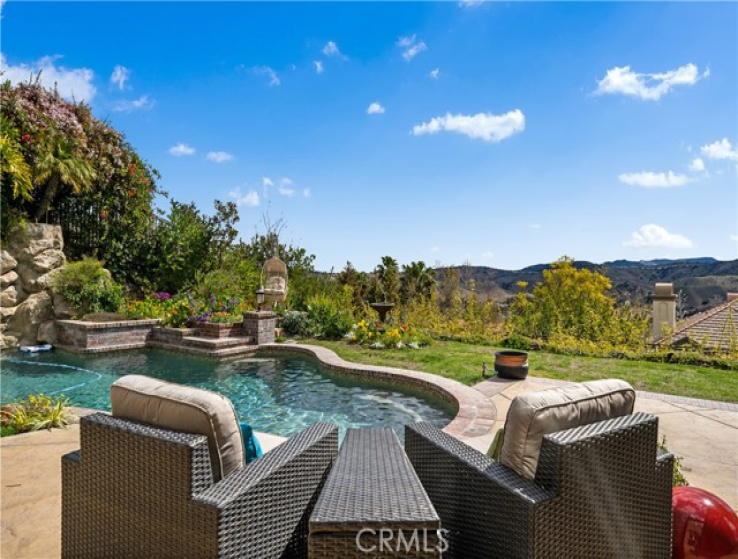 6 Bed Home for Sale in Calabasas, California