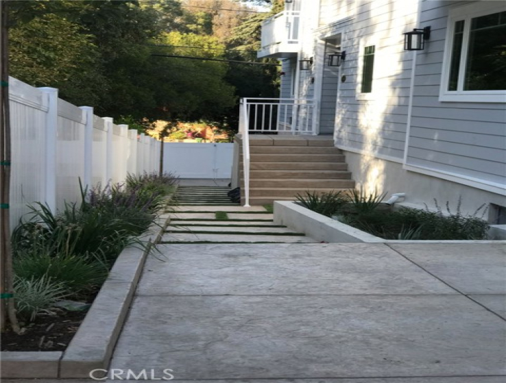 3 Bed Home to Rent in Los Angeles, California