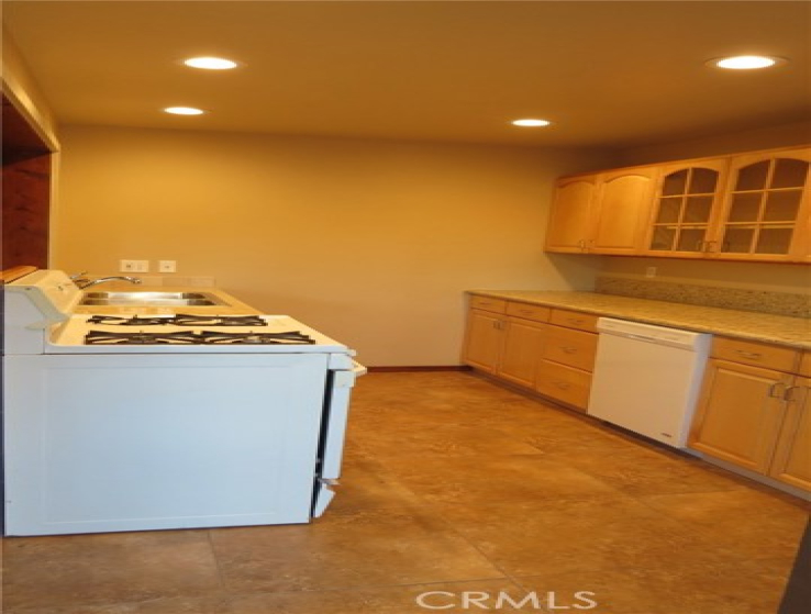 2 Bed Home to Rent in Frazier Park, California