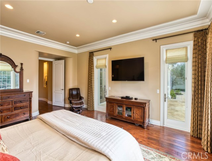 4 Bed Home for Sale in Calabasas, California