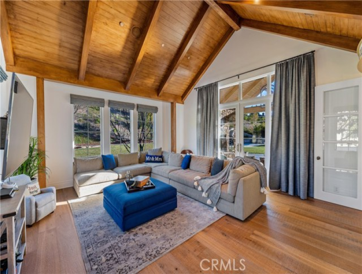 5 Bed Home for Sale in Calabasas, California