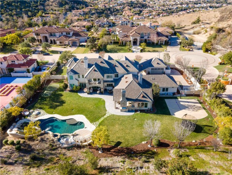 5 Bed Home for Sale in Calabasas, California