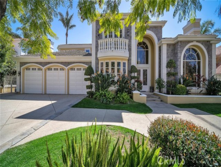 5 Bed Home for Sale in Calabasas, California