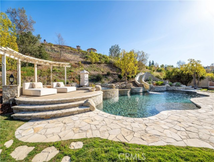 5 Bed Home for Sale in Calabasas, California