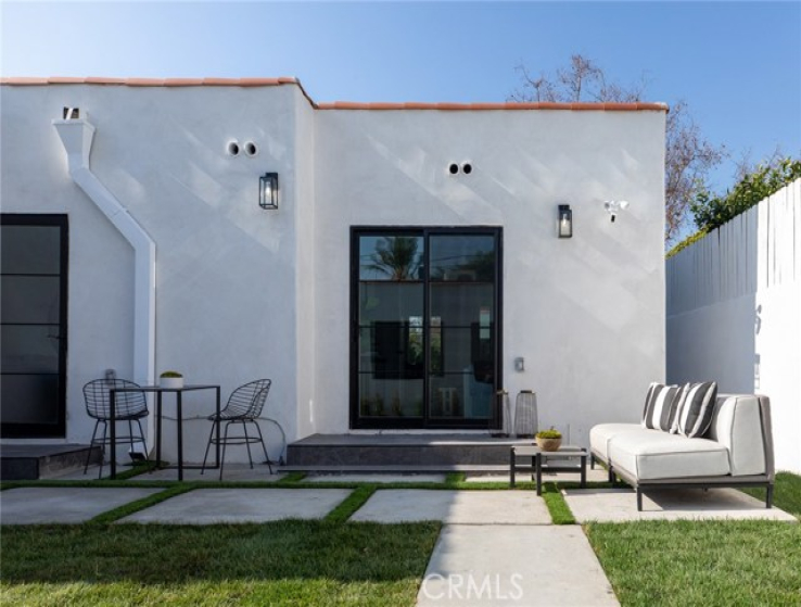 4 Bed Home for Sale in Los Angeles, California