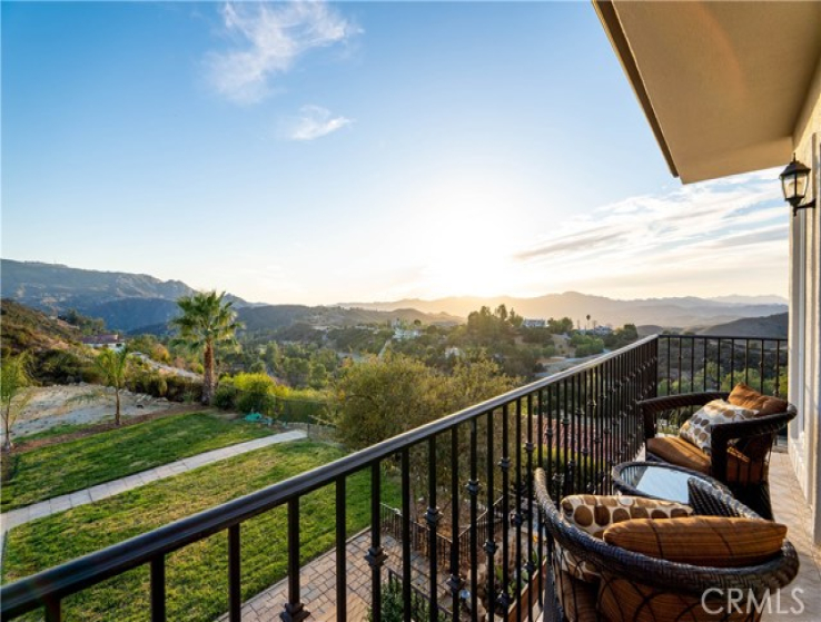 6 Bed Home for Sale in Calabasas, California