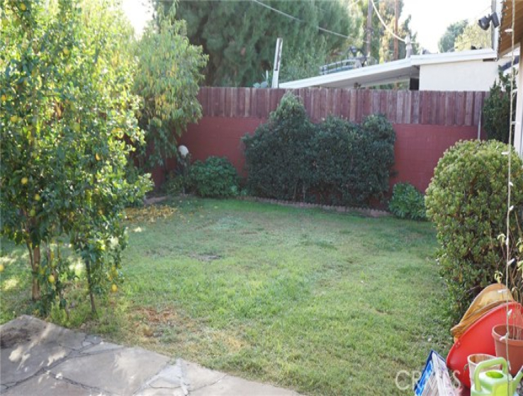 3 Bed Home to Rent in Van Nuys, California