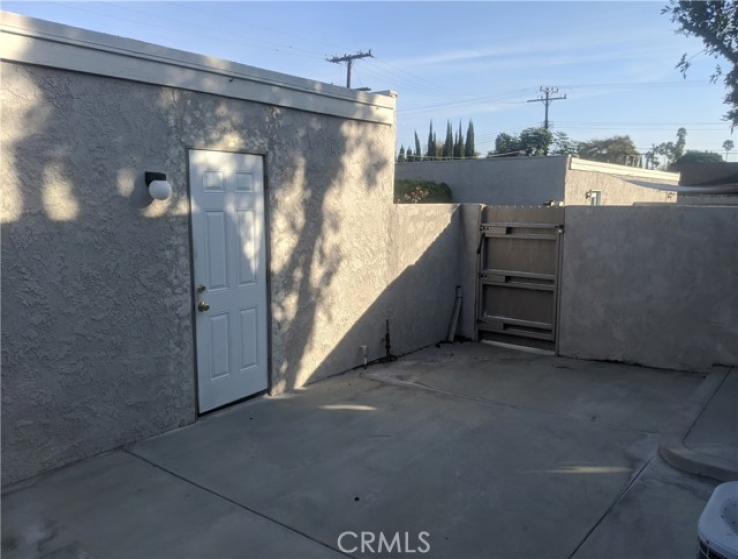 2 Bed Home to Rent in Anaheim, California