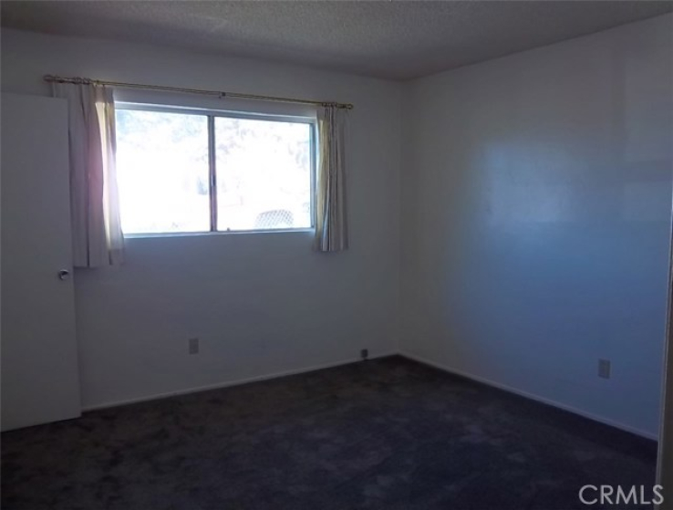 2 Bed Home to Rent in Frazier Park, California