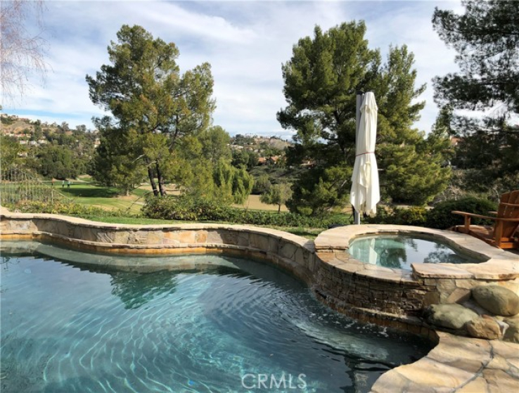 5 Bed Home for Sale in Calabasas, California