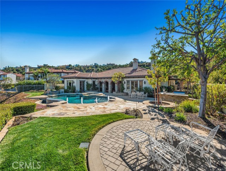 4 Bed Home for Sale in Calabasas, California