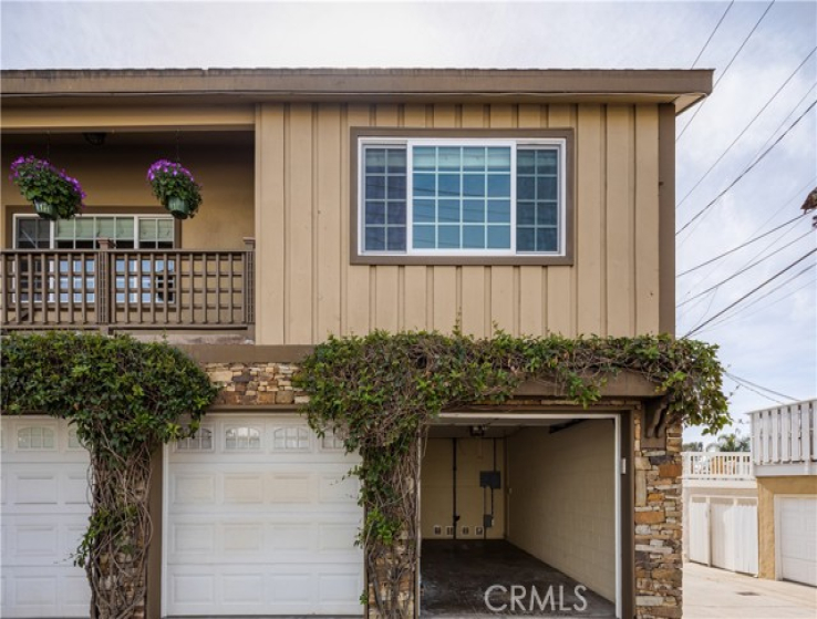 1 Bed Home to Rent in Corona del Mar, California