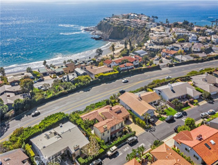 4 Bed Home for Sale in Laguna Beach, California